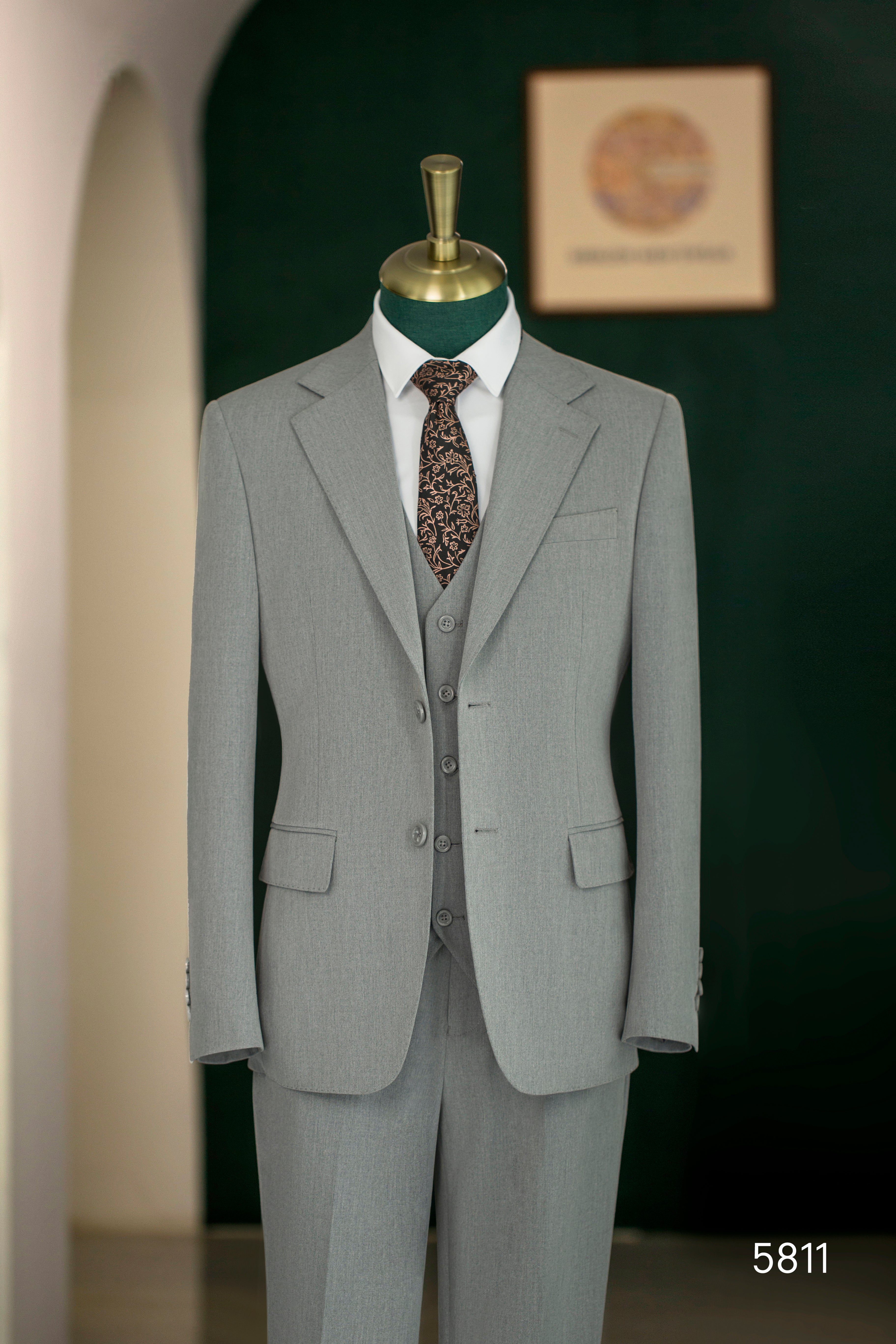 Light Grey Wool 3-Piece Wedding Suit | Tailored Groom & Groomsmen Attire