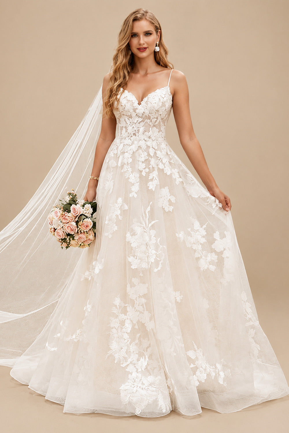 Rutipo Ivory Free-Spirited Princess Ball Gown Tulle Lace Wedding Dresses With Appliques Lace