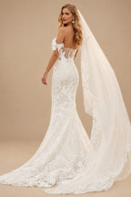 Rutipo Ivory Trumpet/Mermaid Off The Shoulder Lace Sweep Train Wedding Dresses With Appliques Lace