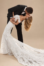 Rutipo Ivory Trumpet/Mermaid Off The Shoulder Lace Sweep Train Wedding Dresses With Appliques Lace