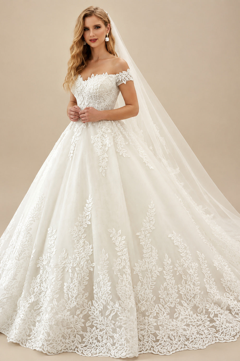 Rutipo Ivory Ball Gown Off-The-Shoulder Tulle Court Train Wedding Dress With Appliques Lace