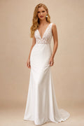 Rutipo Ivory A-Line V-Neck Sleeveless Lace Sweep Train Wedding Dress With Lace