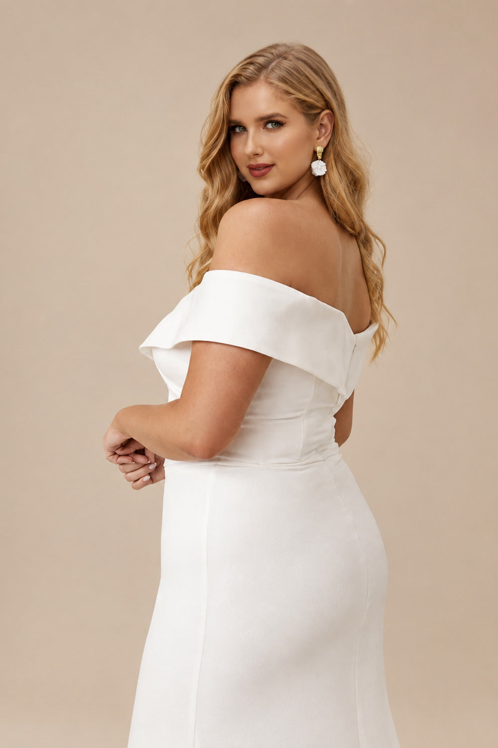 Rutipo Ivory Trumpet/Mermaid Off-The-Shoulder Sleeveless Satin Sweep Train Wedding Dress