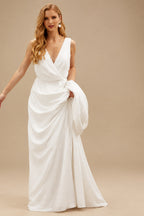 Rutipo Ivory A-Line V-Neck Sleeveless Chiffon Lace Sweep Train Wedding Dress