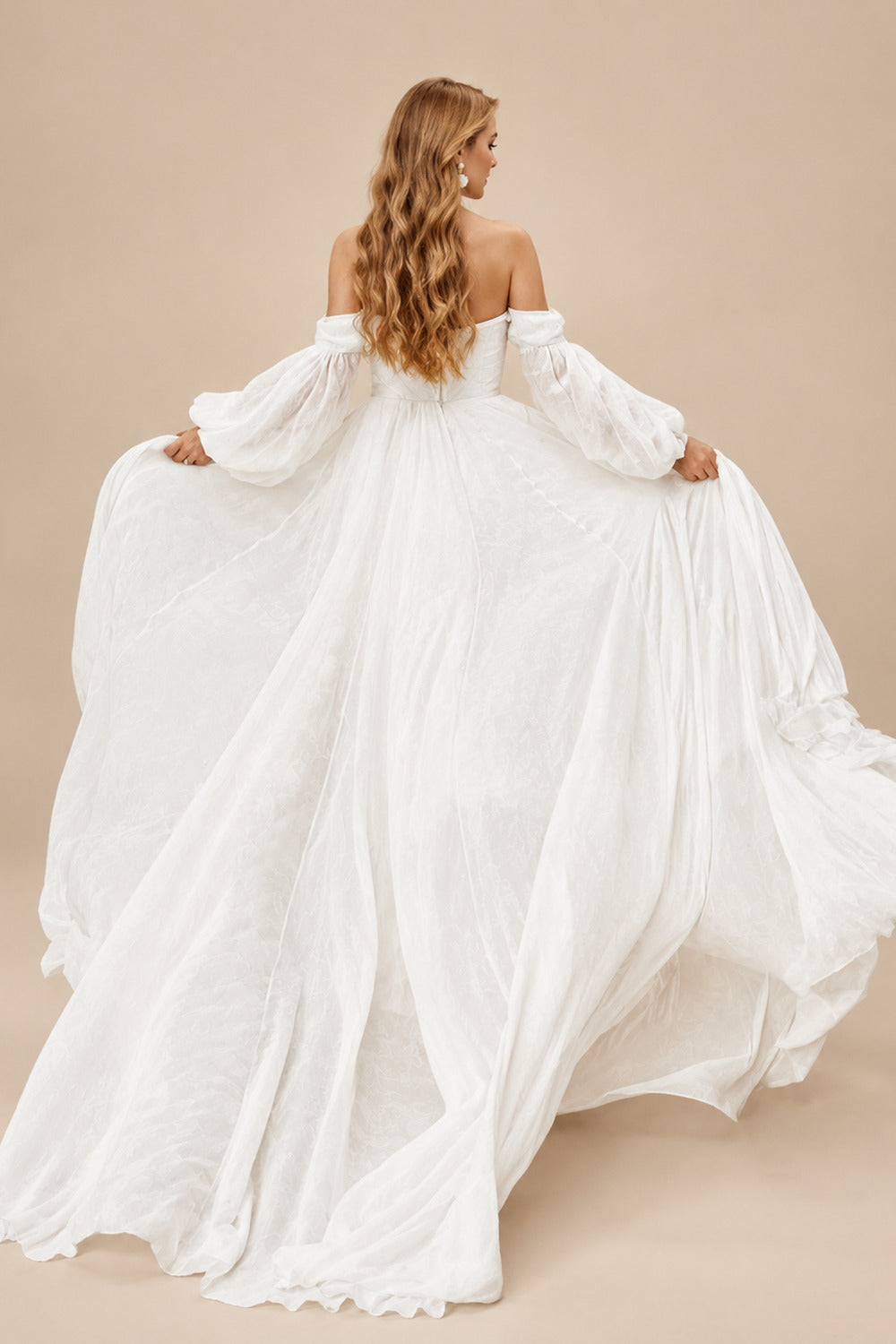 Rutipo Ivory A-Line Sweetheart Long Sleeves Chiffon Sweep Train Wedding Dress