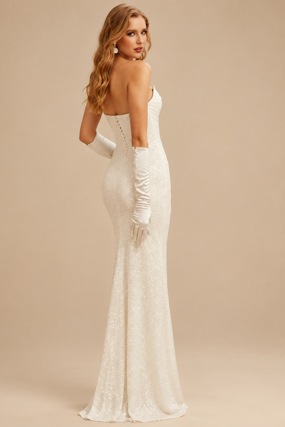 Rutipo Ivory Trumpet/Mermaid Strapless Sleeveless Sequined Sweep Train Wedding Dress