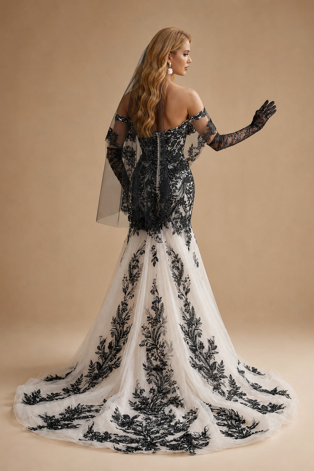 Rutipo As Picture Trumpet/Mermaid Sweetheart Chapel Train Lace Wedding Dress