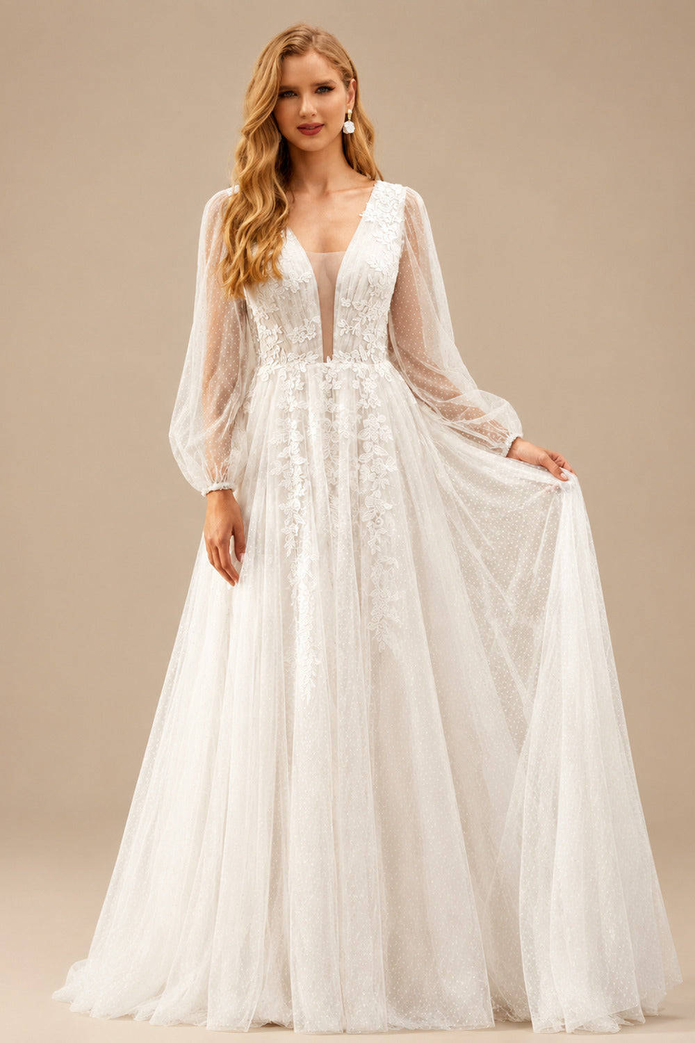 Rutipo Ivory A-Line V-Neck Sweep Train Tulle Wedding Dress With Lace