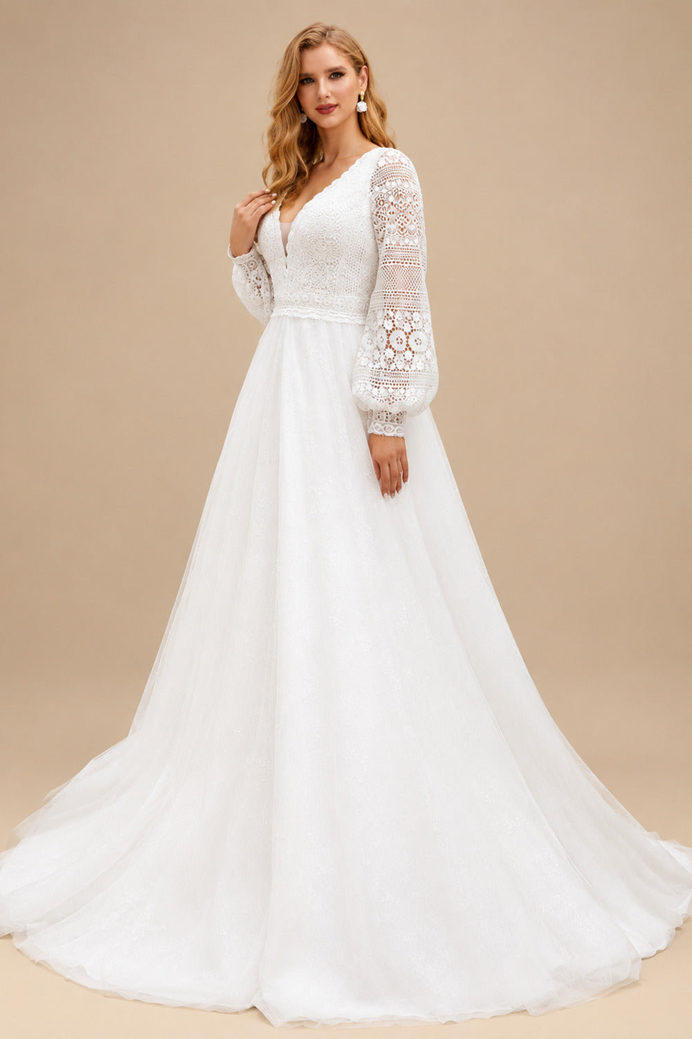Rutipo Ivory A-Line V-Neck Sweep Train Lace Plus Size Wedding Dress