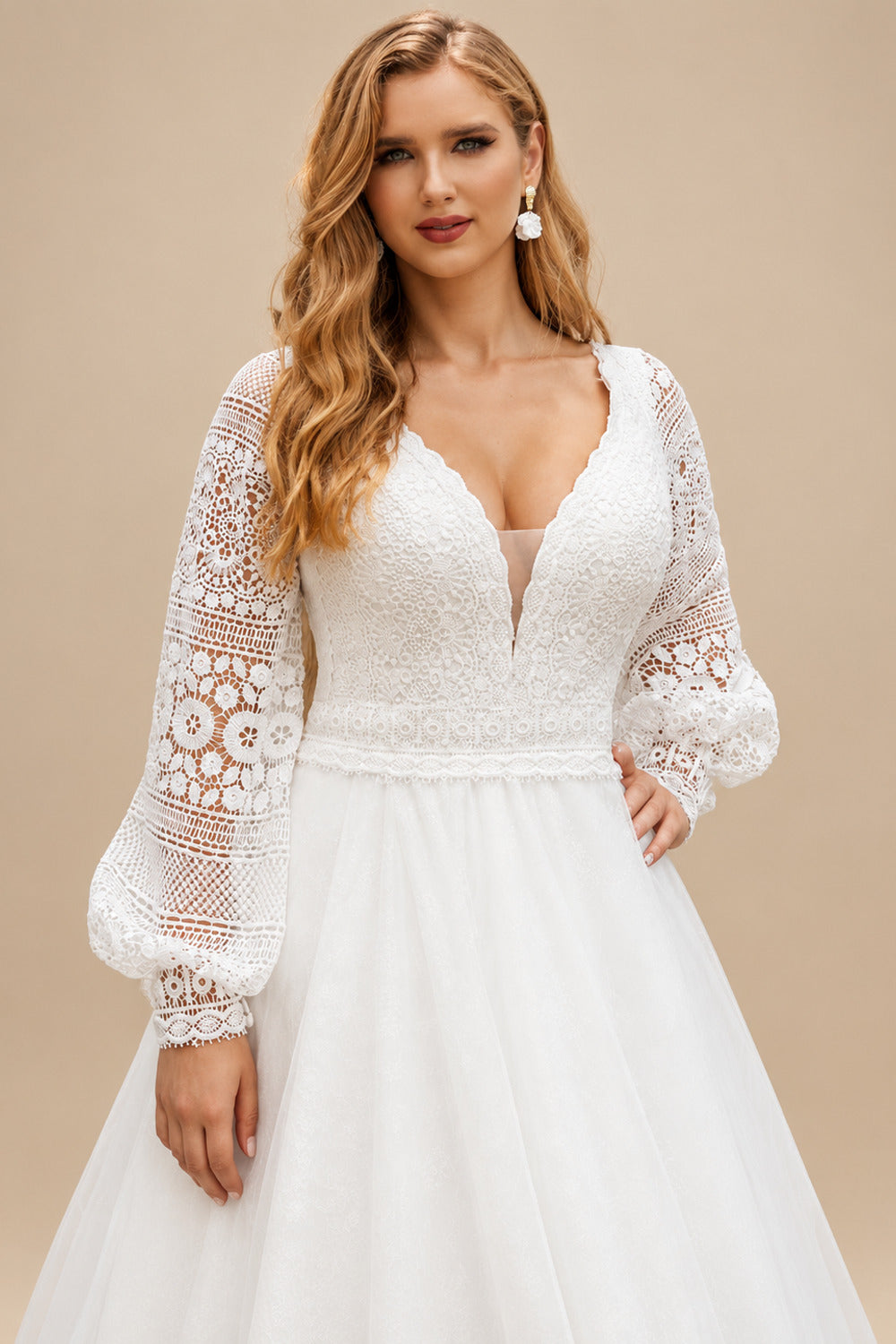 Rutipo Ivory A-Line V-Neck Sweep Train Lace Plus Size Wedding Dress