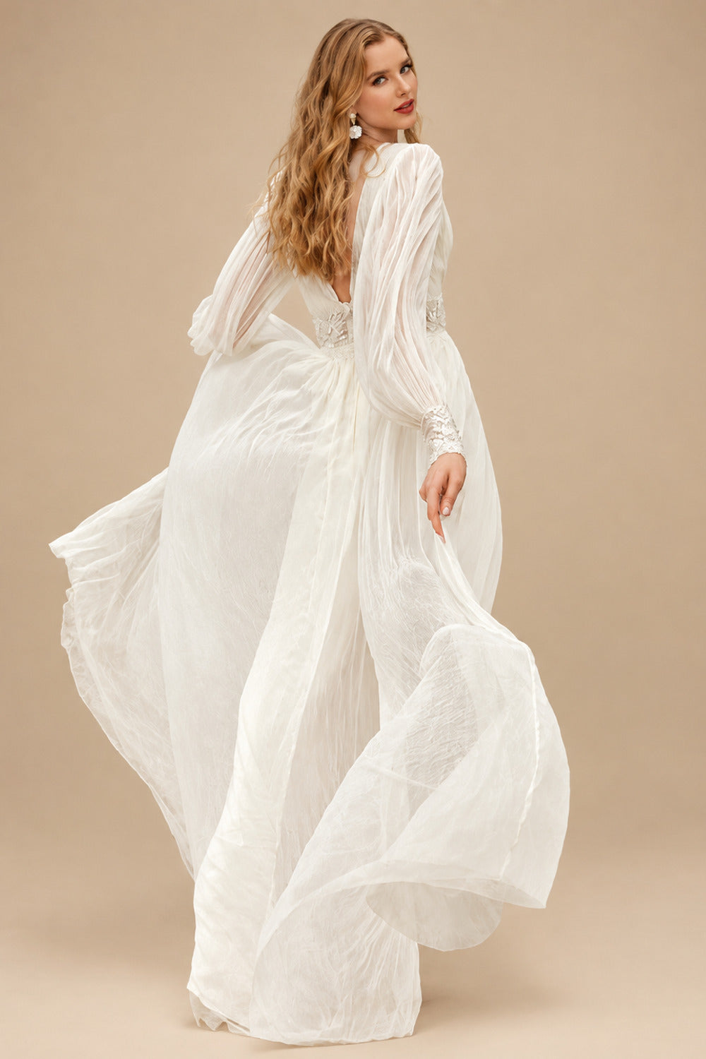 Rutipo Ivory Long Sleeves Boho Lace Wedding Dresses With V-Neck