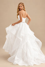Rutipo Ivory Vintage Inspired Ball-Gown Tulle Court Train Wedding Dresses With Strapless Cascading Ruffles