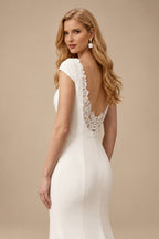 Rutipo Ivory V-Neck Mermaid Wedding Dress With Short Sleeves