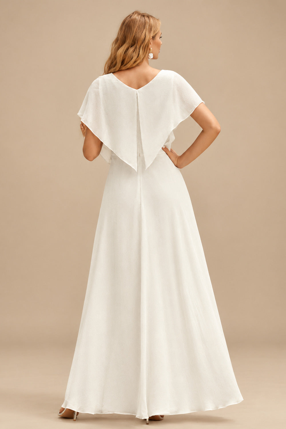 Rutipo Ivory Sheath/Column Sequined Long Sleeves Scoop Neck Wedding Dress