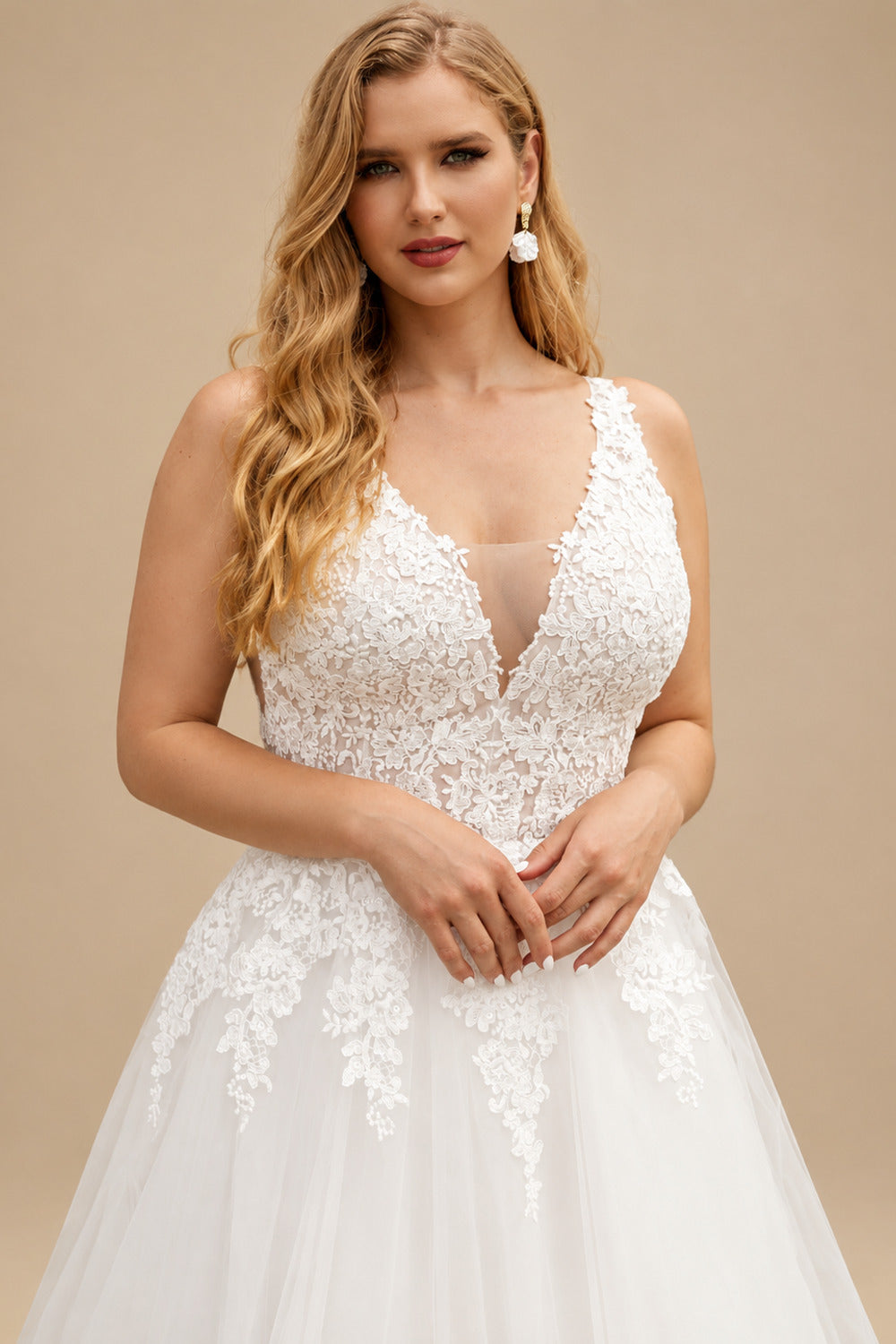 Rutipo Ivory Plus Size Classic Lace Princess Wedding Dresses With Tulle