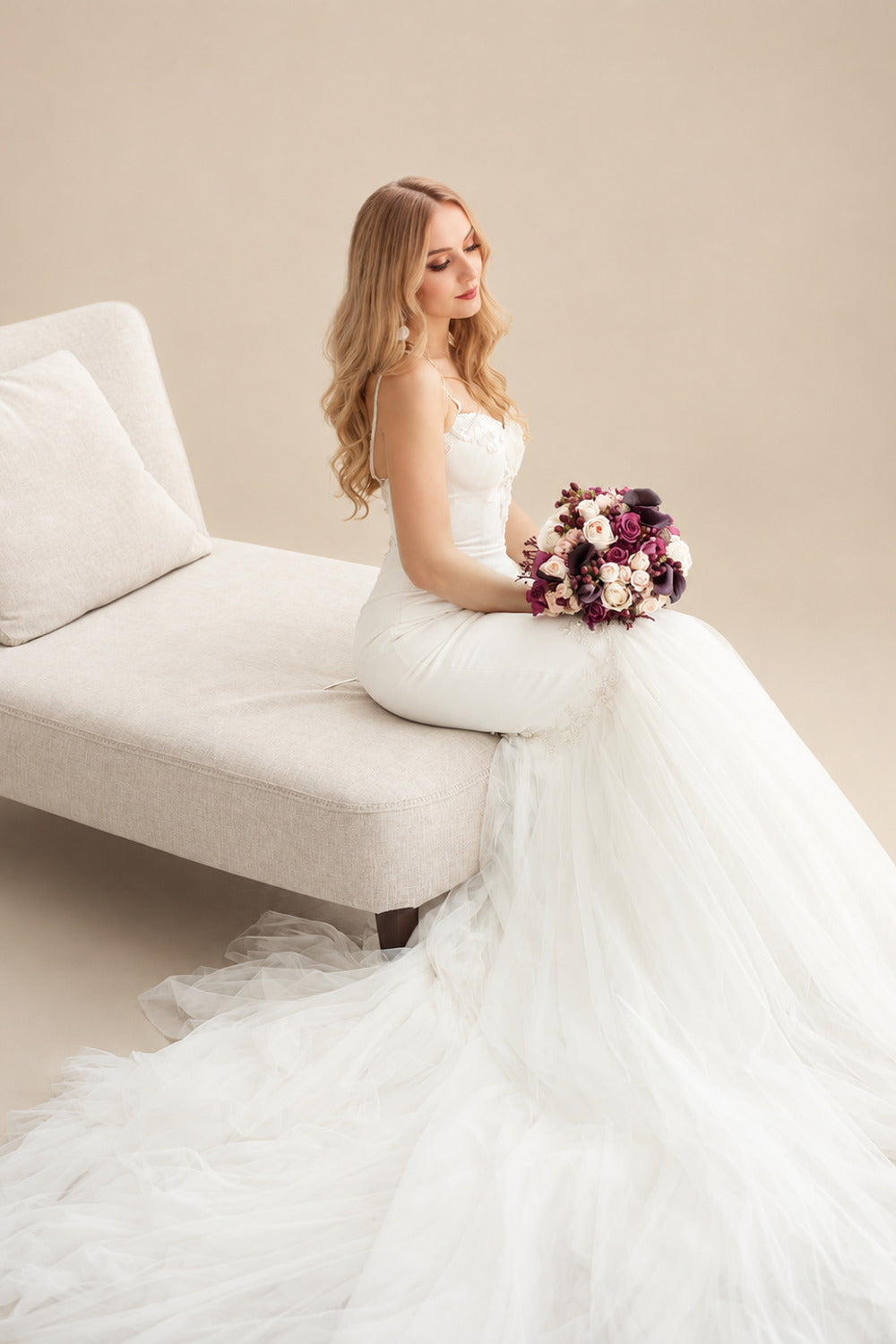 Rutipo Ivory Classic Mermaid Sweetheart Wedding Dresses With Beading