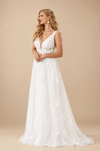 Rutipo Ivory A-Line V-Neck Sleeveless Tulle Wedding Dresses With Appliques Lace
