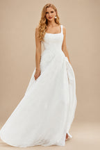 Rutipo Ivory A-Line Square Neckline Sleeveless Tulle Wedding Dresses With Appliques Lace