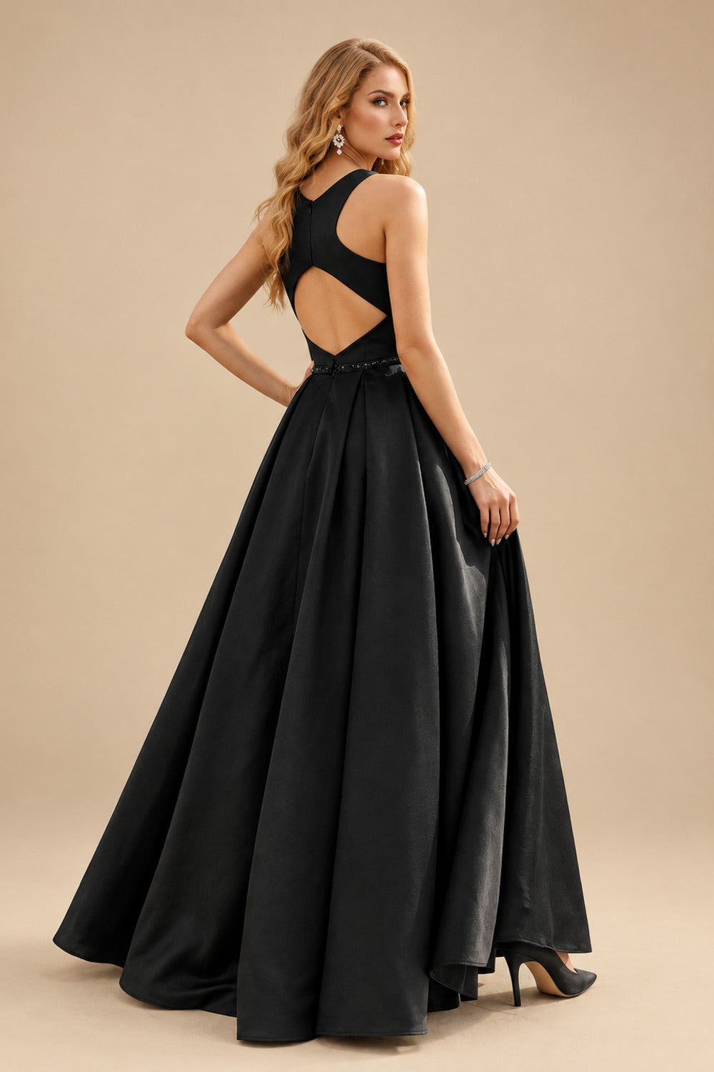 Rutipo Black Black Ball-Gown Scoop Neck Floor-Length Satin Wedding Dresses With Sash