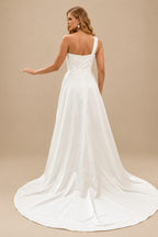 Rutipo Ivory A-Line One-Shoulder Sleeveless Court Train Satin Wedding Dresses With Split Front