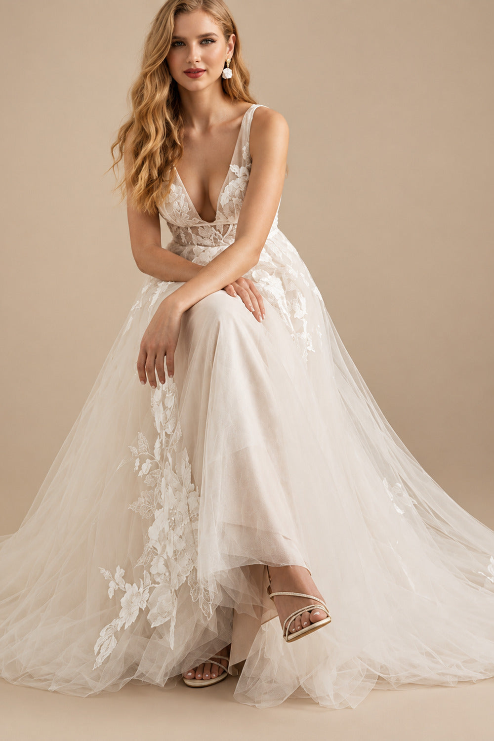Rutipo As Picture A-Line V-Neck Vintage Backless Tulle Wedding Dresses With Appliques Lace