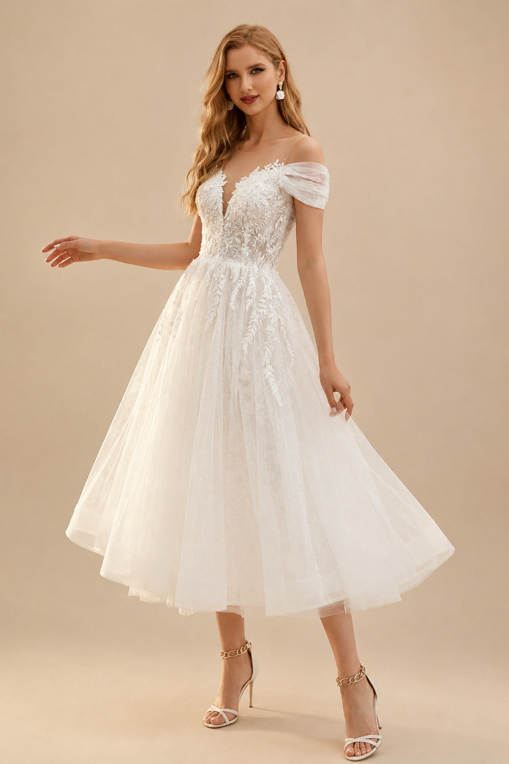 Rutipo Ivory A-Line Sweetheart Long Sleeves Elegant Tulle Wedding Dresses With Appliques Lace
