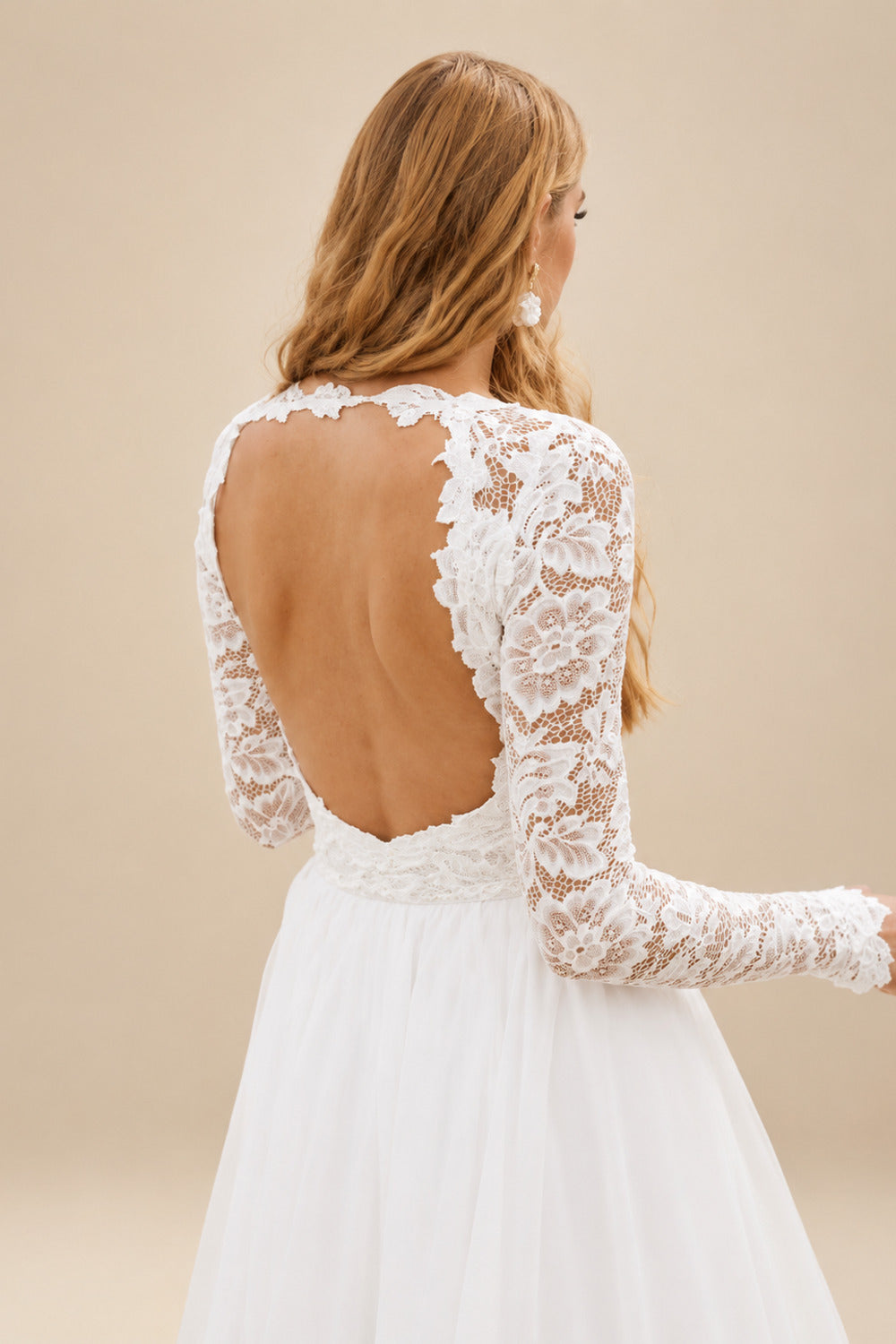 Rutipo Ivory Boho Lace A-Line Open Back Long Sleeves Wedding Dresses With Tulle