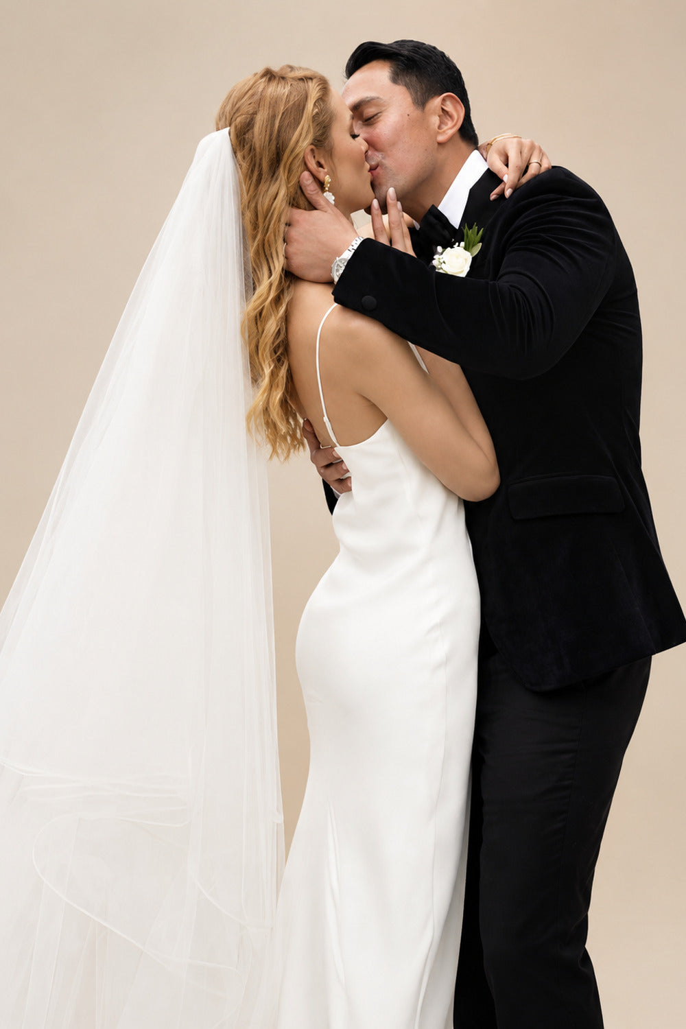 Rutipo Ivory Sexy V-Neck Spaghetti Straps Silk Like Satin Wedding Dresses With Sweep Train