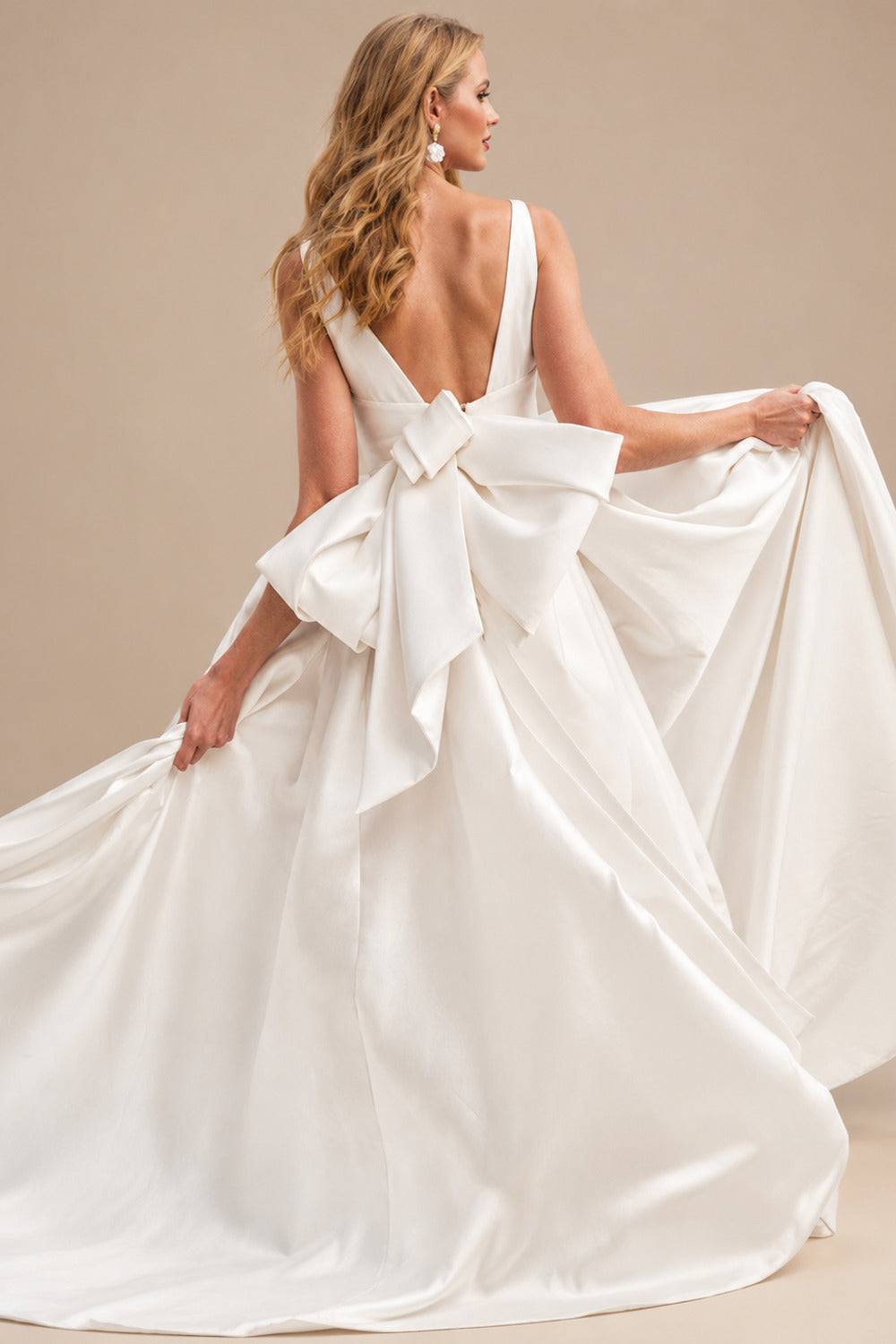 Rutipo Ivory V-Neck Satin A-Line Slit Wedding Dresses With Bow