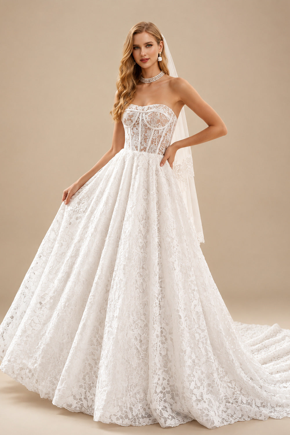 Rutipo Ivory Ball-Gown Strapless Sleeveless Vintage Lace Wedding Dresses With Pockets