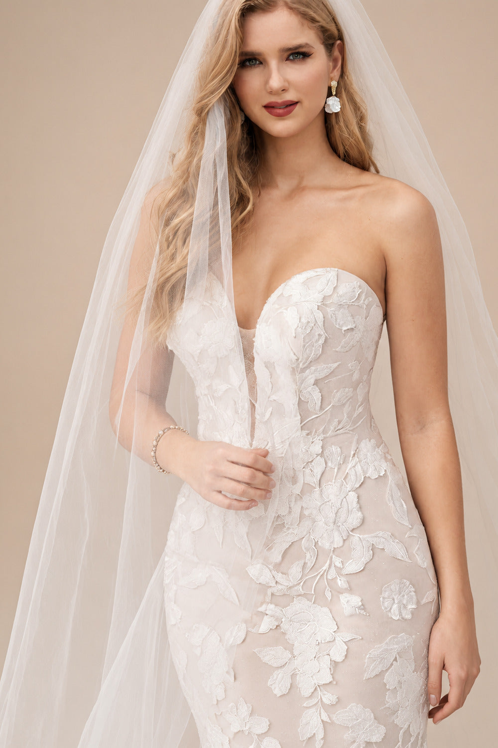 Rutipo As Picture Mermaid Sweetheart Sleeveless Sweep Train Lace Wedding Dresses