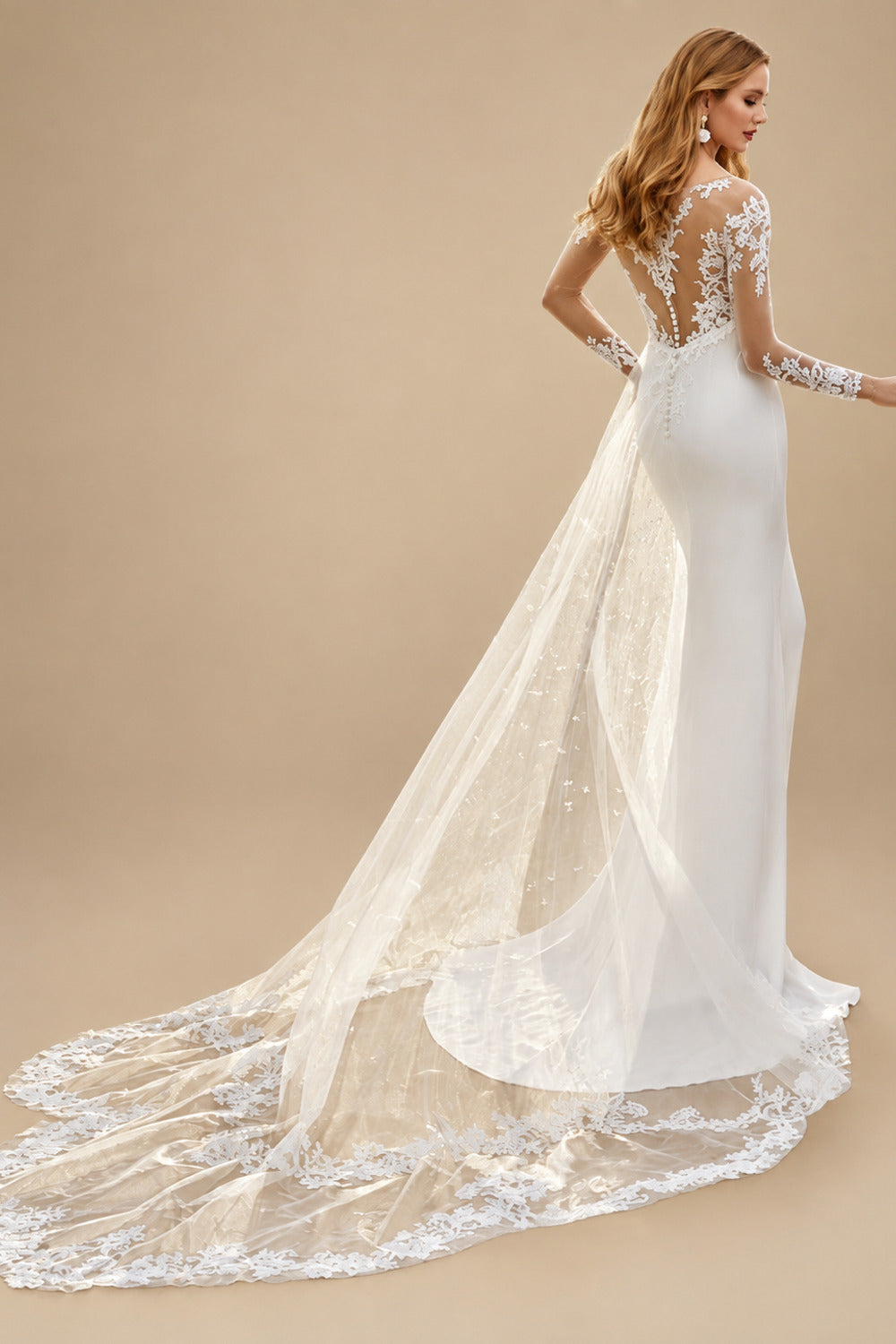 Rutipo Ivory Beach Elegant Long Sleeves Sweep Train Elastic Satin Wedding Dresses