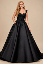 Rutipo Black Ball-Gown Sweetheart Sleeveless Court Train Wedding Dresses With Lace