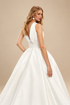 Rutipo Ivory Ball-Gown Halter Sleeveless Sweep Train Satin Wedding Dresses With Pockets