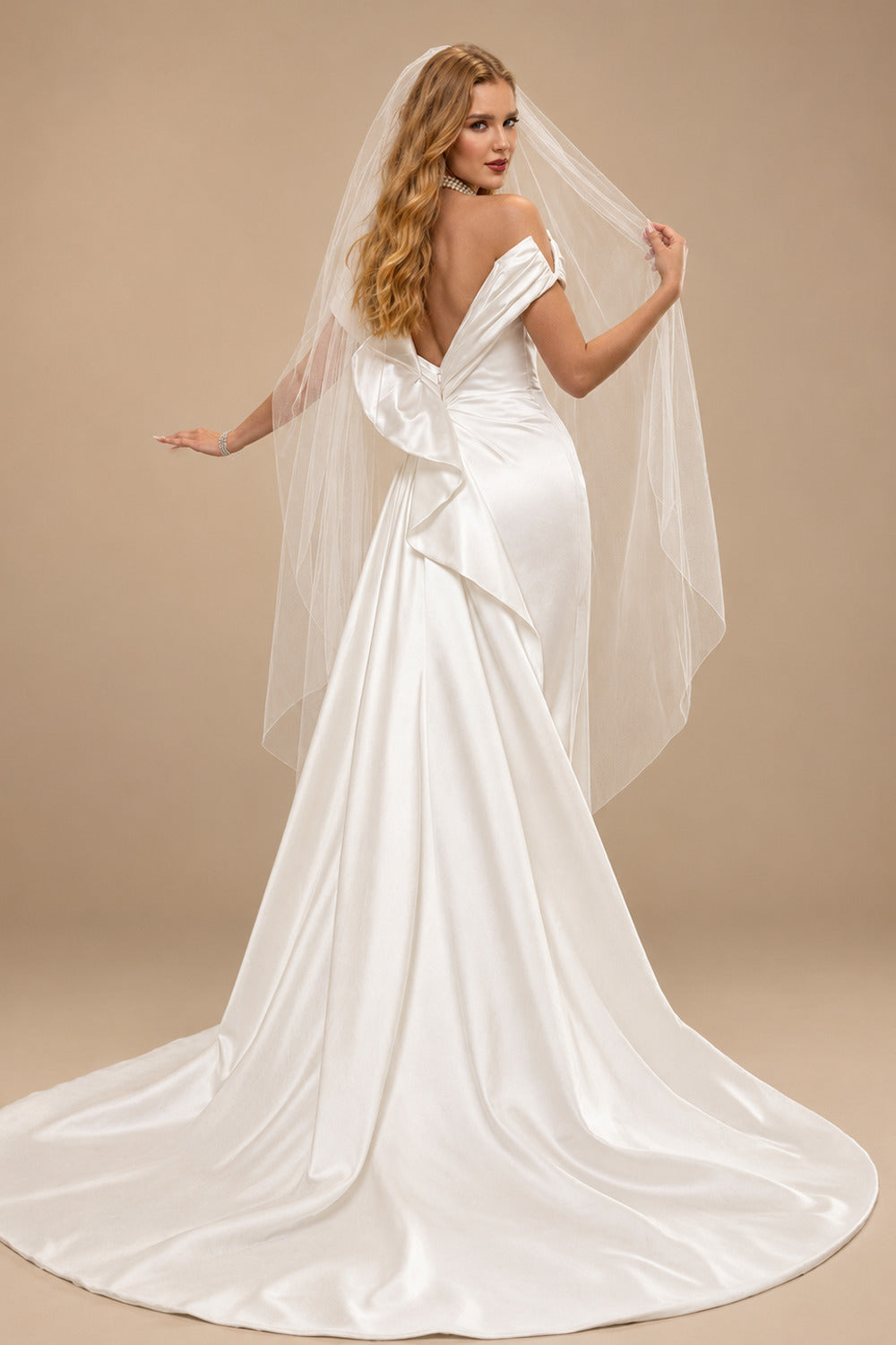Rutipo Ivory Strapless Sleeveless Court Train Satin Wedding Dresses