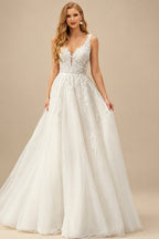 Rutipo Ivory A-Line V-Neck Sleeveless Sweep Train Tulle Wedding Dresses With Appliques Lace