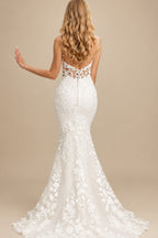 Rutipo Ivory V-Neck Sleeveless Court Train Lace Wedding Dresses