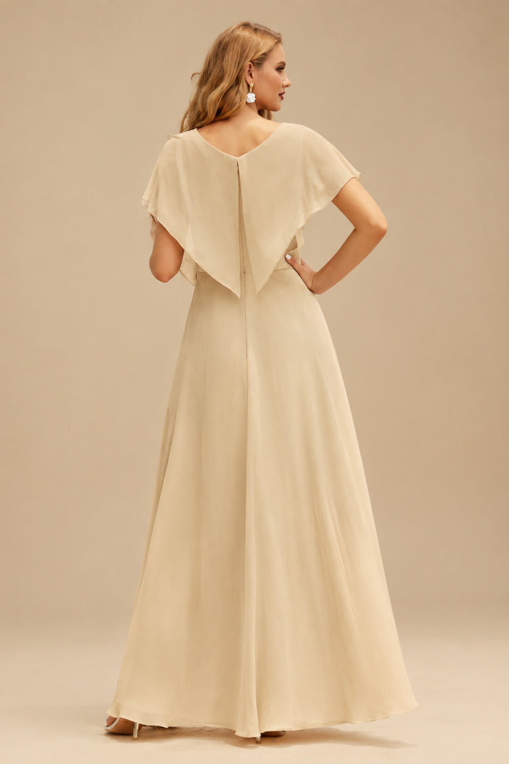 Rutipo Champagne A-Line V-Neck Sleeveless Sweep Train Lace Wedding Dresses
