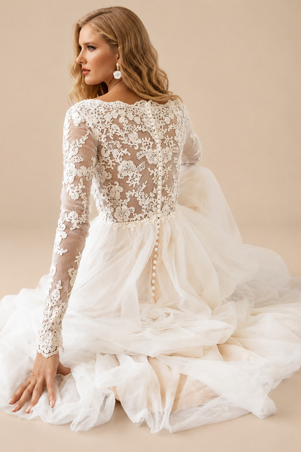Rutipo As Picture A-Line V-Neck Long Sleeves Tulle Wedding Dresses With Appliques Lace