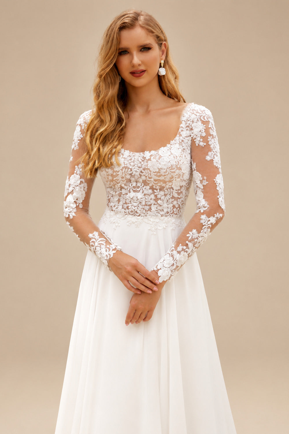 Rutipo Ivory A-Line Scoop Neck Long Sleeves Chiffon Wedding Dresses With Lace