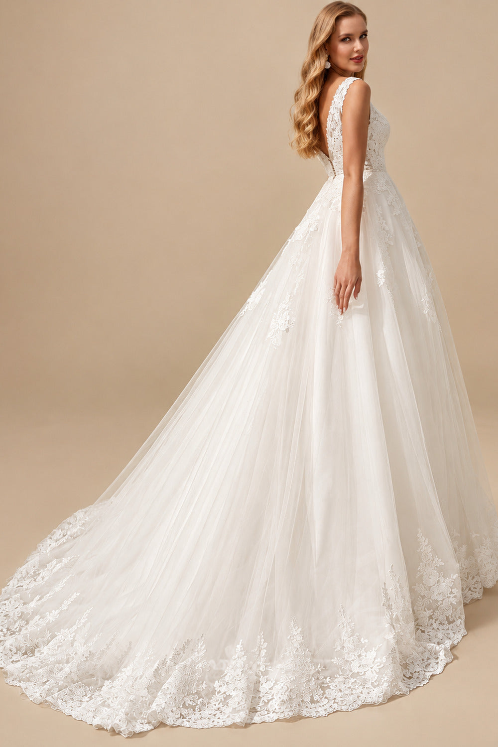 Rutipo Ivory Plus Size A-Line V-Neck Sleeveless Court Train Tulle Wedding Dresses With Lace