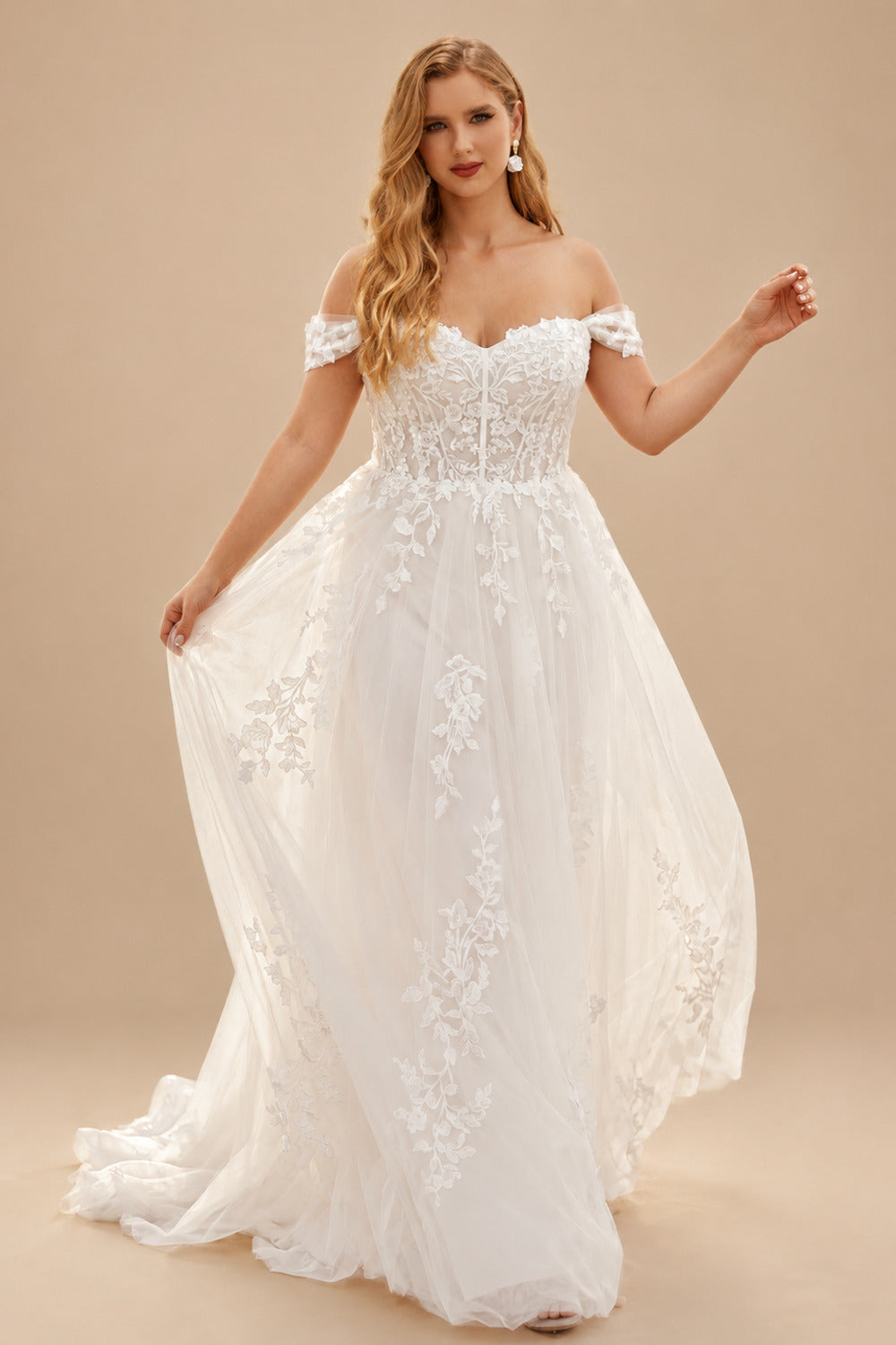 Rutipo Ivory Plus Size A-Line Off-The-Shoulder Sweep Train Tulle Wedding Dresses With Lace