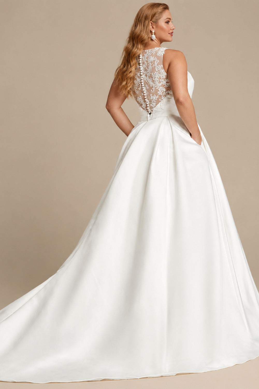 Rutipo White Plus Size Ball-Gown Scoop Neck Satin Wedding Dresses With Pockets/Lace