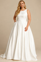 Rutipo White Plus Size Ball-Gown Scoop Neck Satin Wedding Dresses With Pockets/Lace