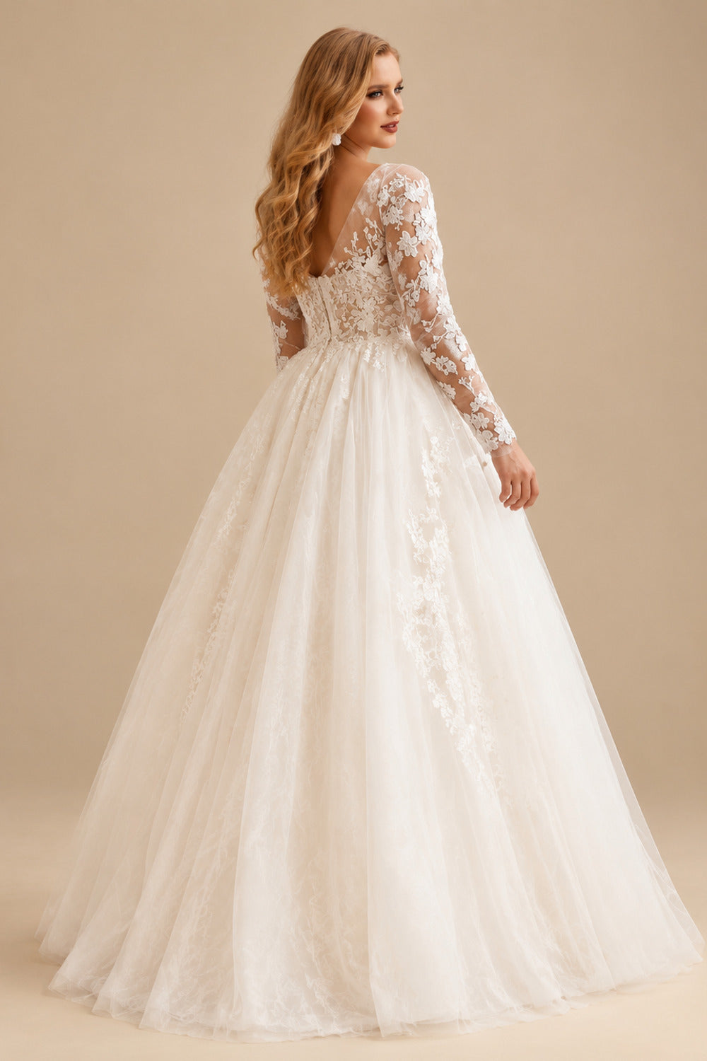 Rutipo Ivory Plus Size A-Line V-Neck Long Sleeves Tulle Wedding Dresses With Ruffle/Lace