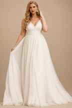 Rutipo Ivory Plus Size A-Line V-Neck Sleeveless Sweep Train Chiffon Wedding Dresses With Lace