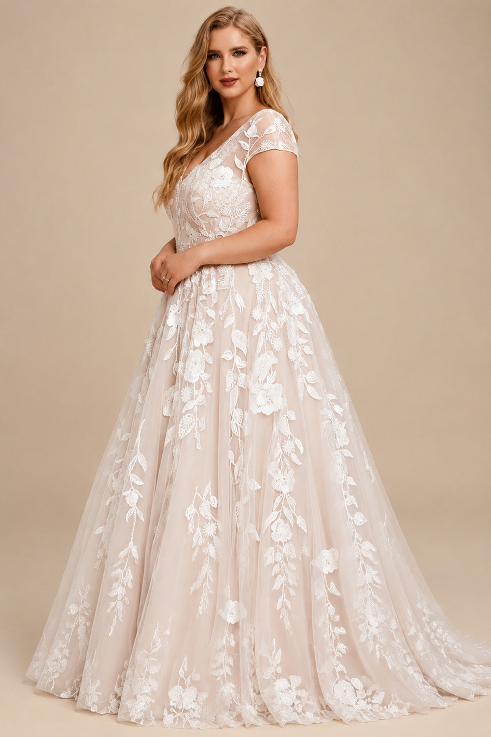 Rutipo As Picture A-Line V-Neck Short Sleeves Tulle Plus Size Wedding Dress With Appliques Lace