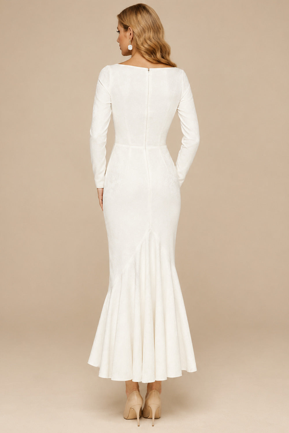 Rutipo Ivory Flattering Square Neckline Long Sleeves Mermaid Elastic Satin Wedding Dresses