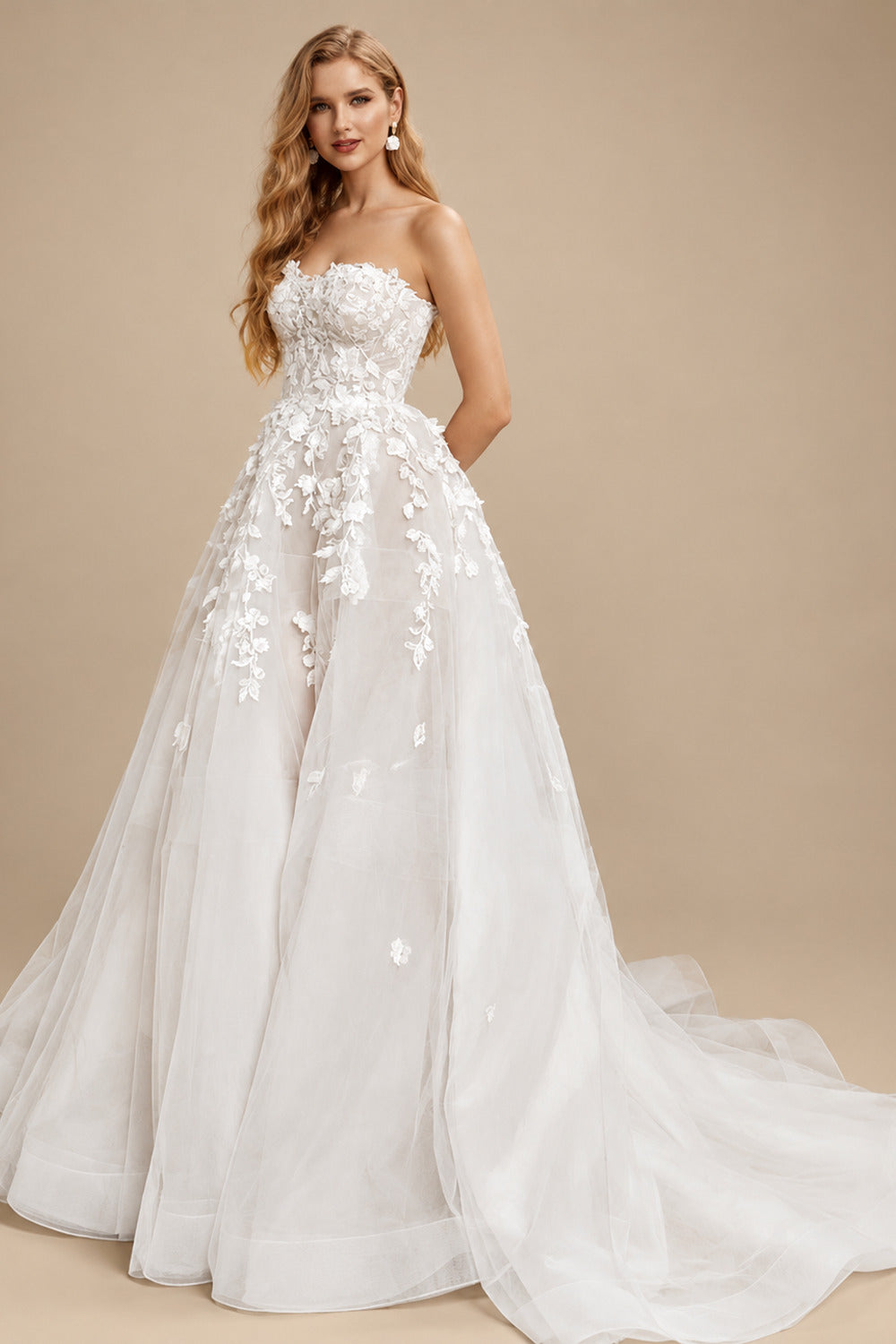 Rutipo White Elegant Sleeveless Detachable Neckline A-Line Sweep Train Lace/Tulle Wedding Dresses