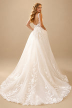 Rutipo Ivory Ball-Gown Plunge Neck Sleeveless Court Train Wedding Dresses With Appliques Lace